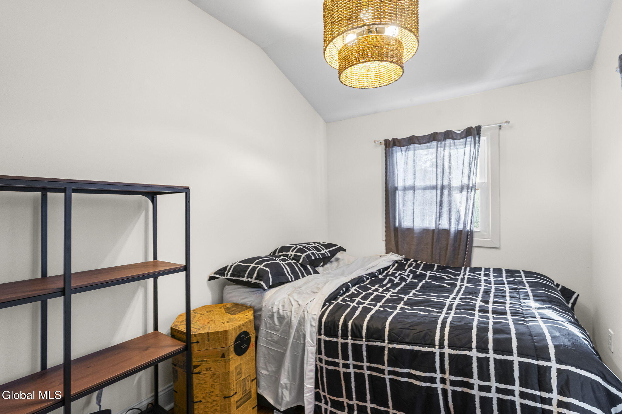 4 Valleyview Avenue Rotterdam, NY 12306 - Photo 22 of 32 25-web-or-mls-4-valleyview-ave