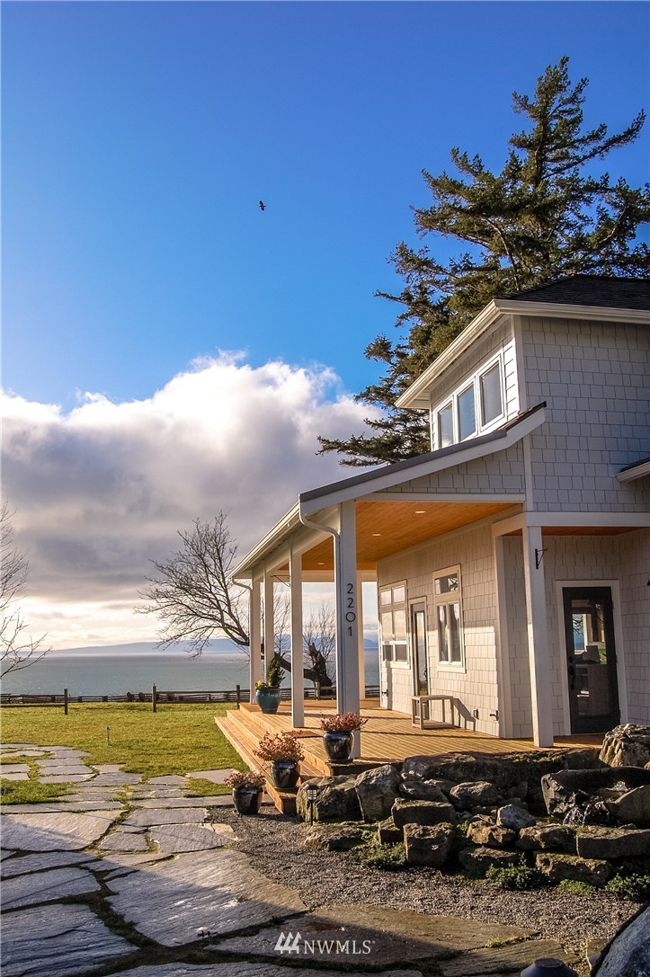 2210 Seabright Loop Point Roberts, WA 98281 - Photo 2 of 13