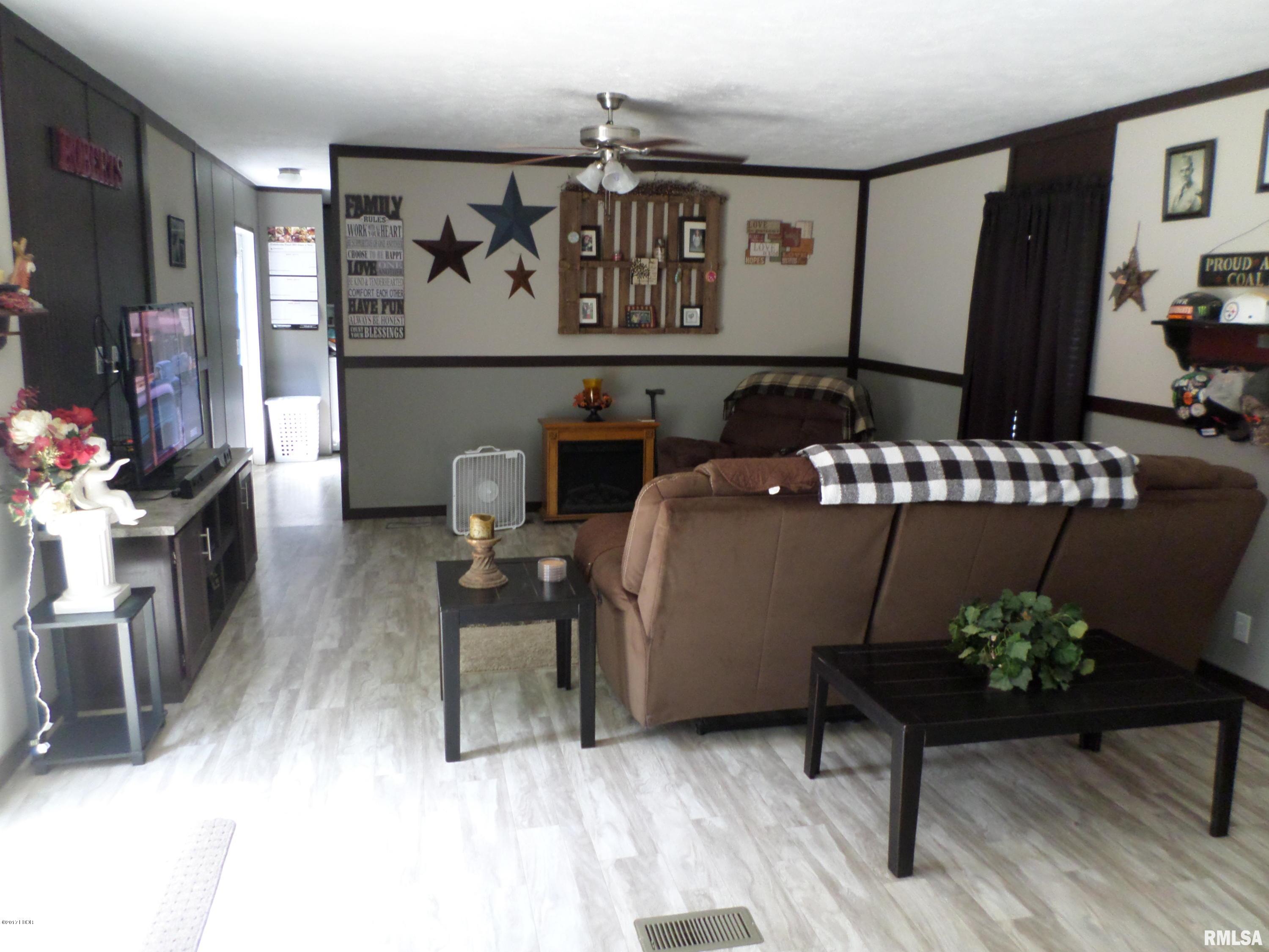 10832 Eakin Grove Road Benton, IL 62812 - Photo 2 of 50 Gallery Image 2