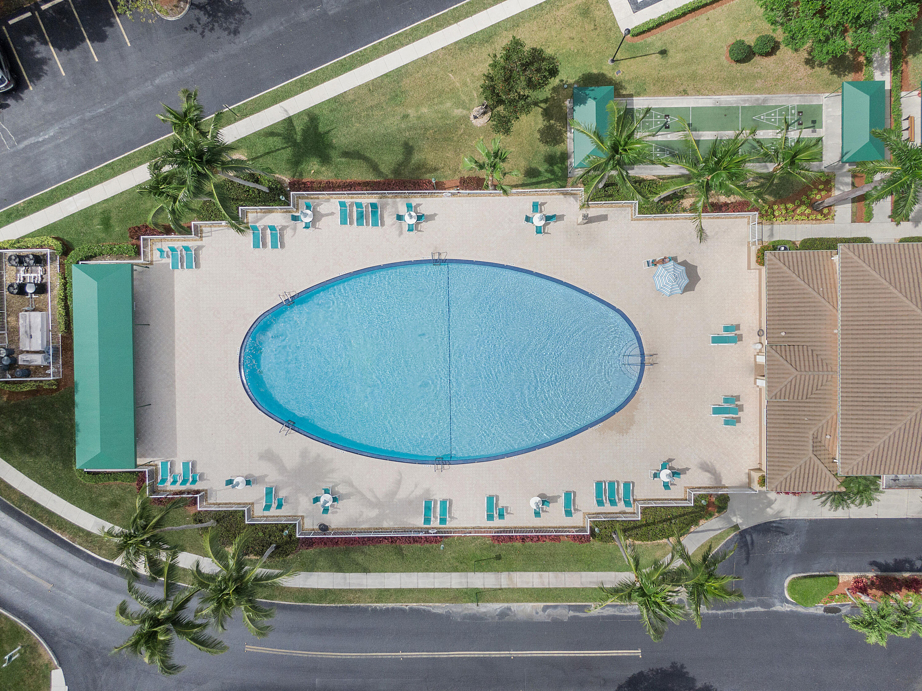 9575 Weldon Circle, Unit C313 Tamarac, FL 33321 - Photo 16 of 24 9539 Weldon Cir F115_10