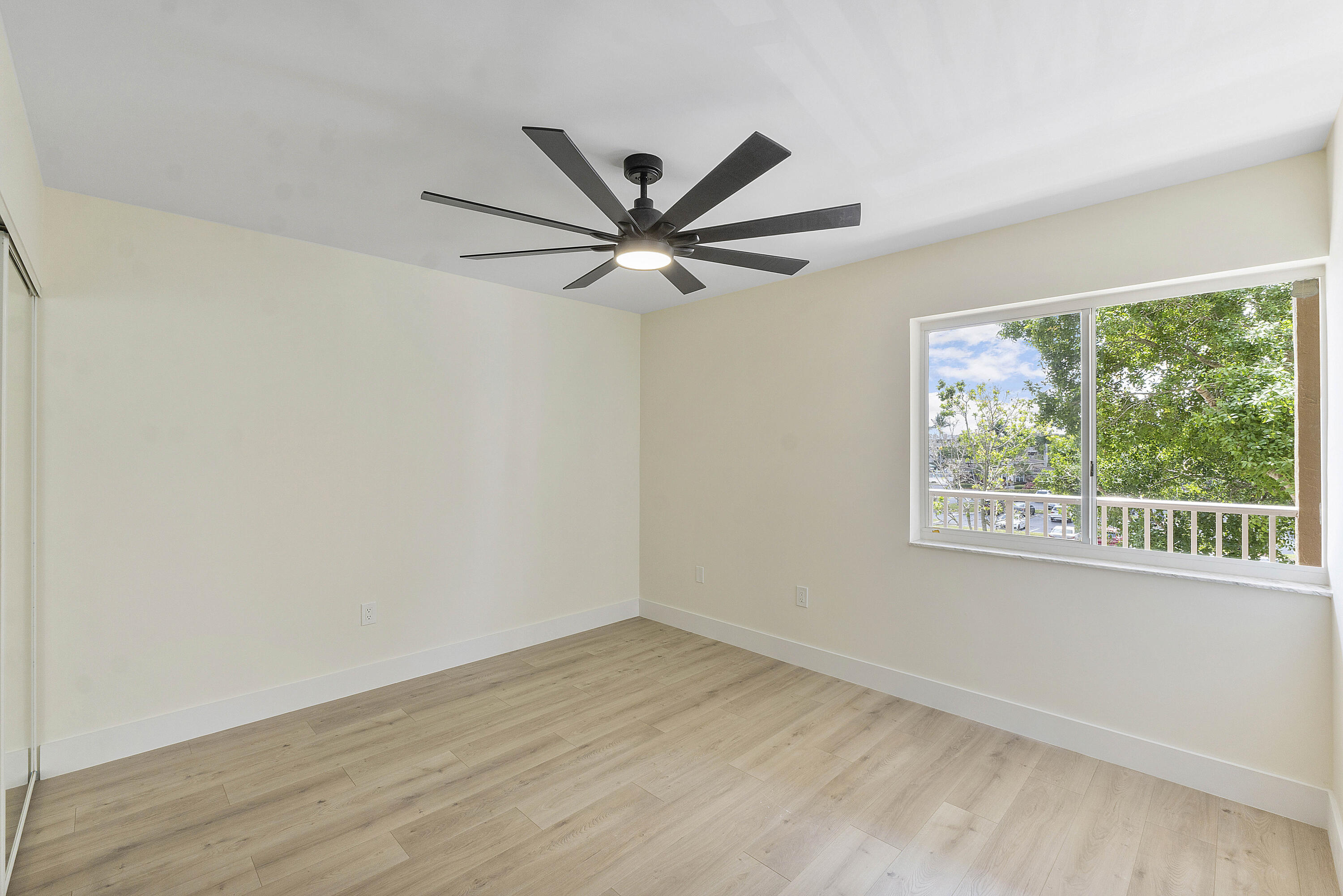 9575 Weldon Circle, Unit C313 Tamarac, FL 33321 - Photo 7 of 24 9575 Weldon Circle C313_010