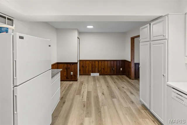 $215,000 | 104 Parkview Court, Troy, IL 62294