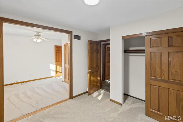 $215,000 | 104 Parkview Court, Troy, IL 62294