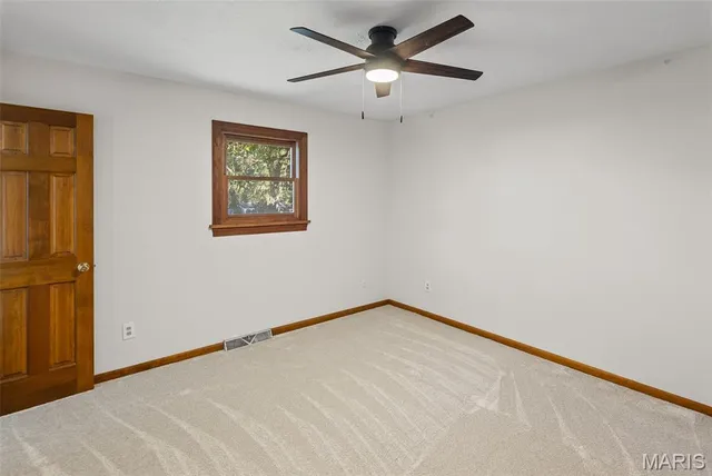 $215,000 | 104 Parkview Court, Troy, IL 62294