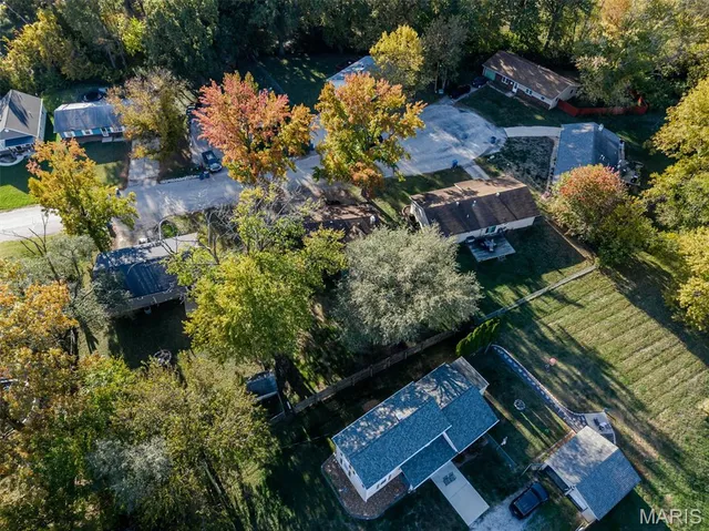 $215,000 | 104 Parkview Court, Troy, IL 62294