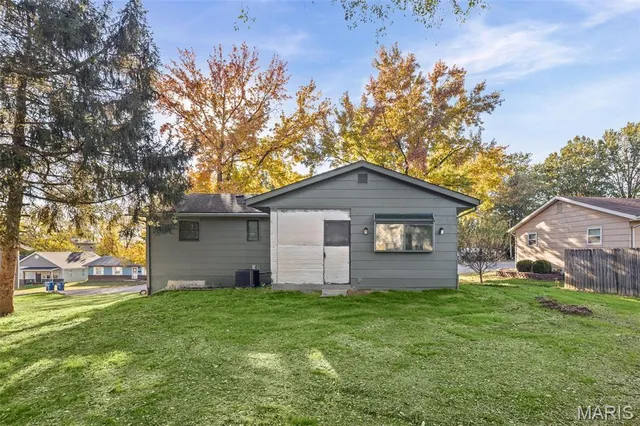 $215,000 | 104 Parkview Court, Troy, IL 62294