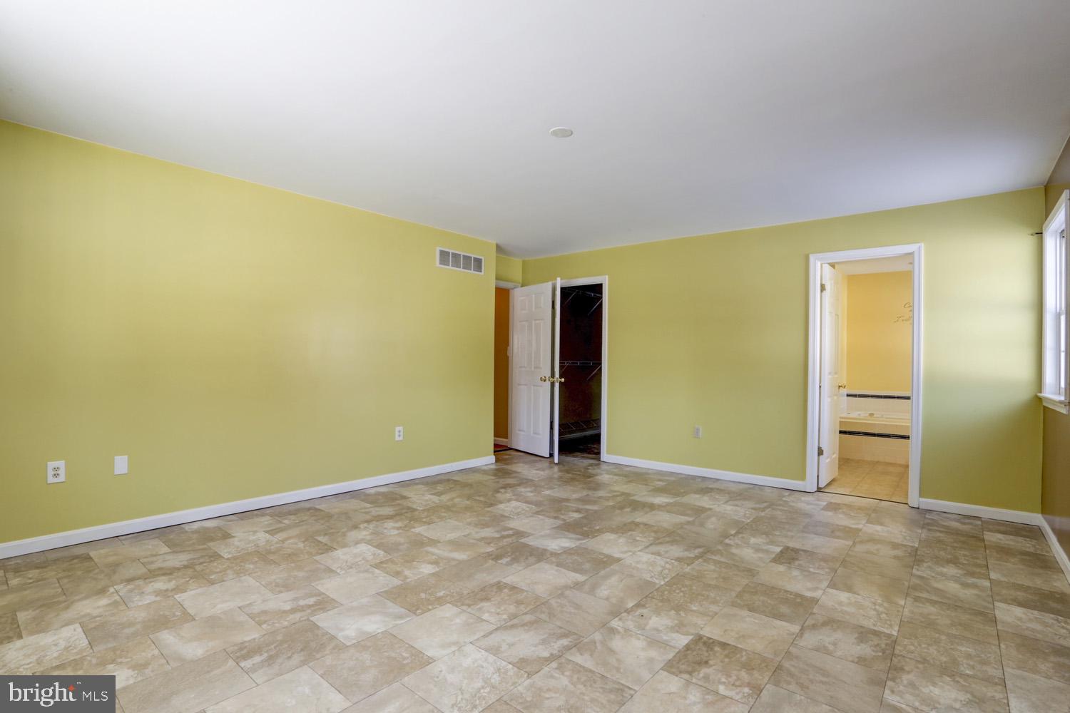 2937 Mt Hope Home Road Manheim, PA 17545 - Photo 31 of 37 Gallery Image 31