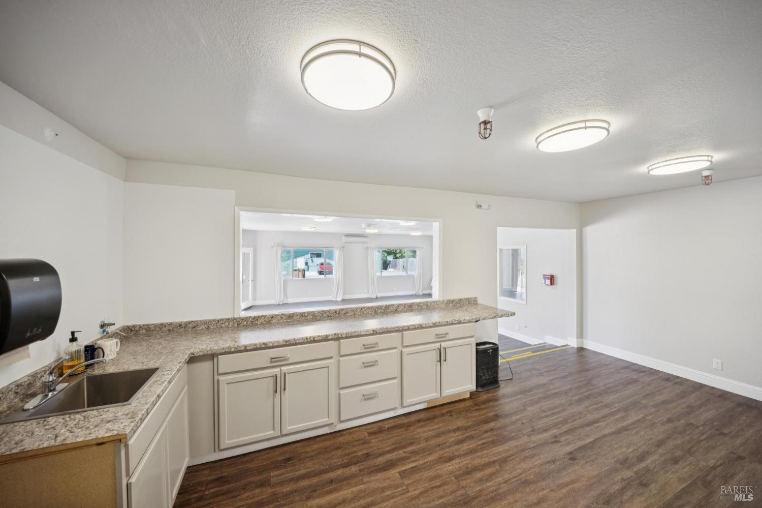 11740 Occidental Road Sebastopol, CA 95472 - Photo 18 of 35