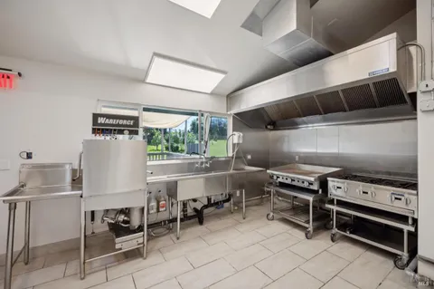 $3,100,000 | 11740 Occidental Road, Sebastopol, CA 95472