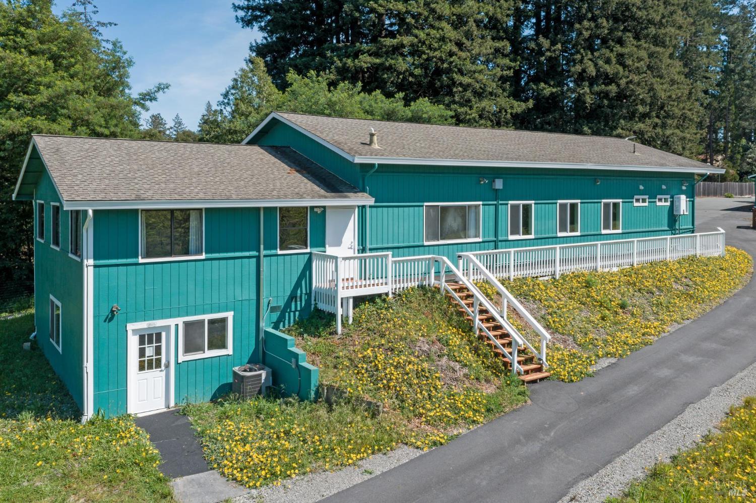 11740 Occidental Road Sebastopol, CA 95472 - Photo 5 of 35