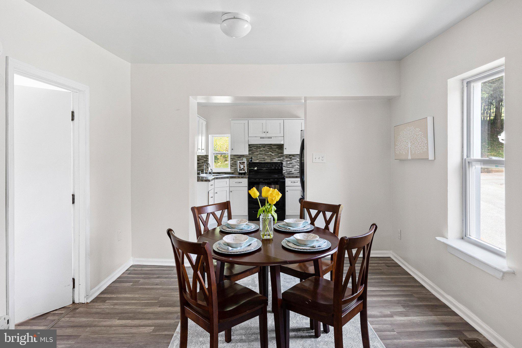 146 Modena Road Coatesville, PA 19320 - Photo 7 of 25 Dining Room