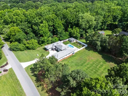 $1,100,000 | 439 Cottonfield Circle, Waxhaw, NC 28173