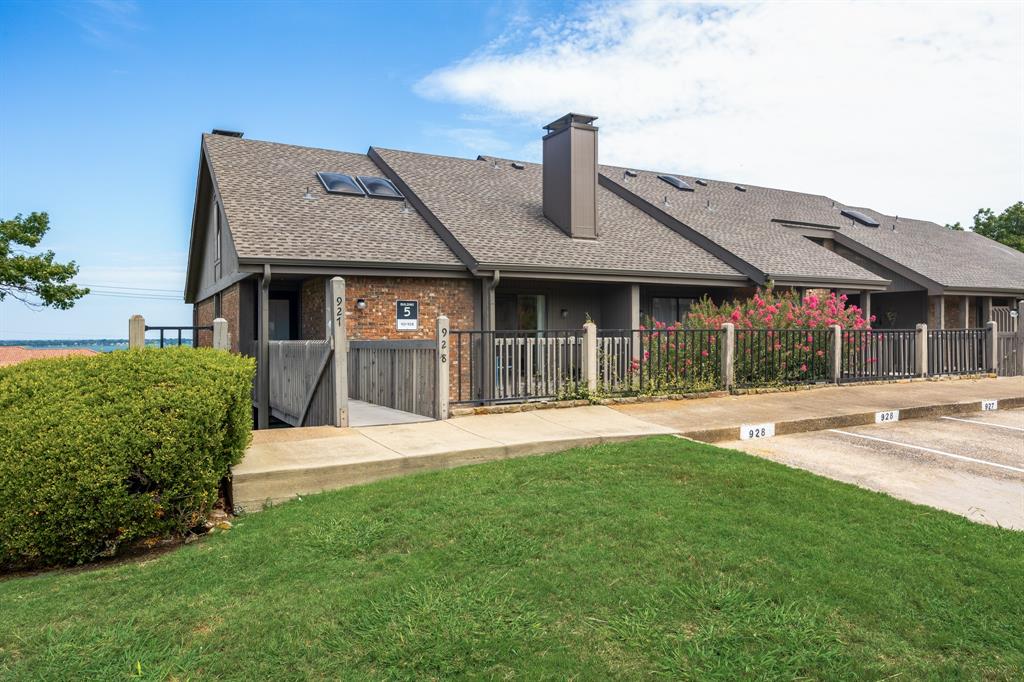 928 Signal Ridge Place Rockwall, TX 75032 - Photo 3 of 35