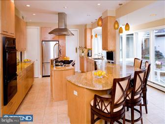 1646 Country Road Bethlehem, PA 18015 - Photo 2 of 5 Gallery Image 2