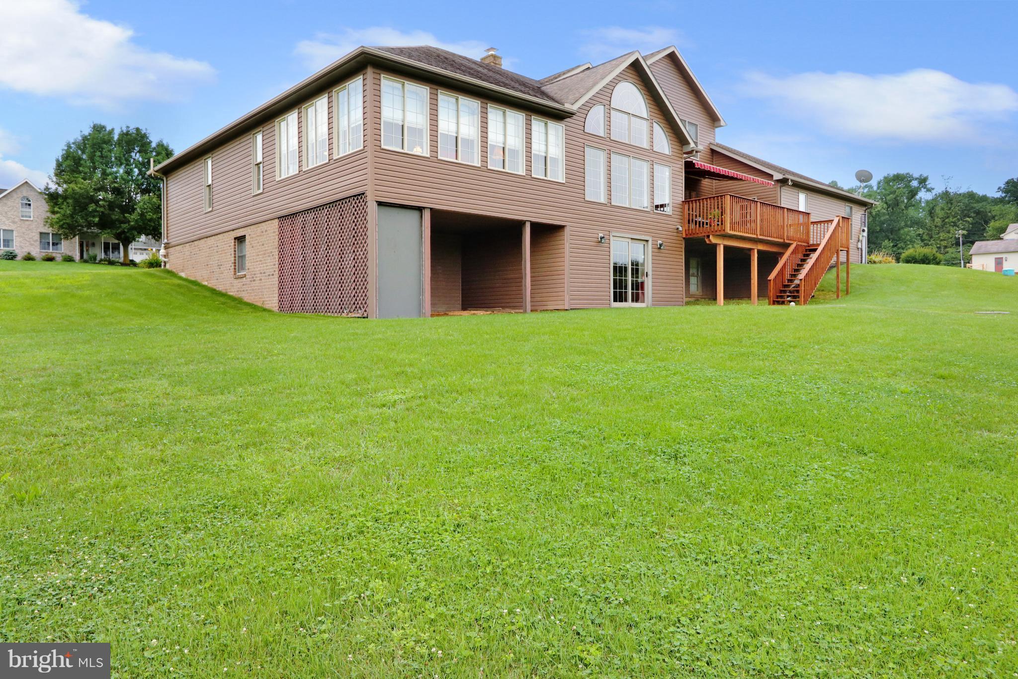 2274 Fox Chase Drive Hanover, PA 17331 - Photo 4 of 30 Privacy on 1+ acres! Boat garage!