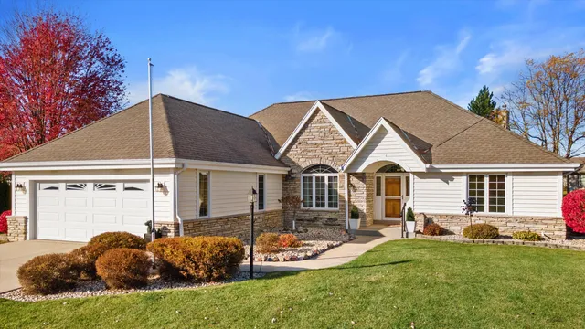 $579,900 | 6330 Ptarmigan Road, Mount Pleasant, WI 53406