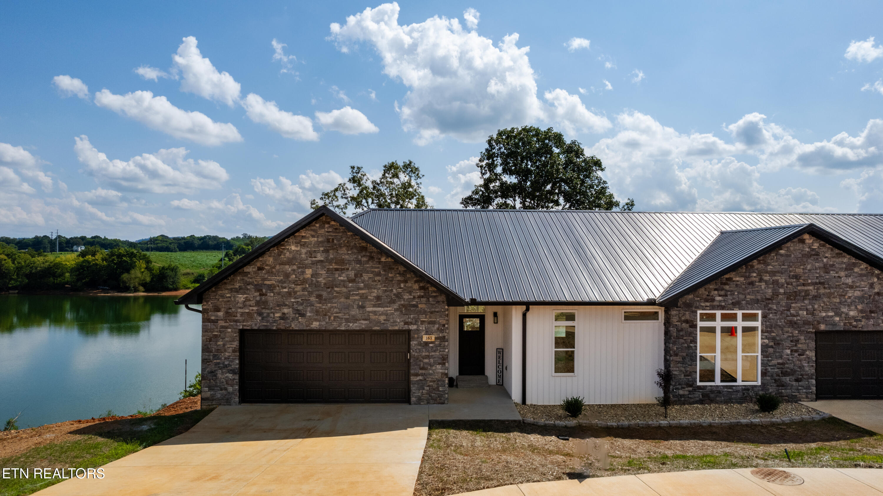 163 Lakeshore Bay Road Jefferson City, TN 37760 - Photo 1 of 59 A1