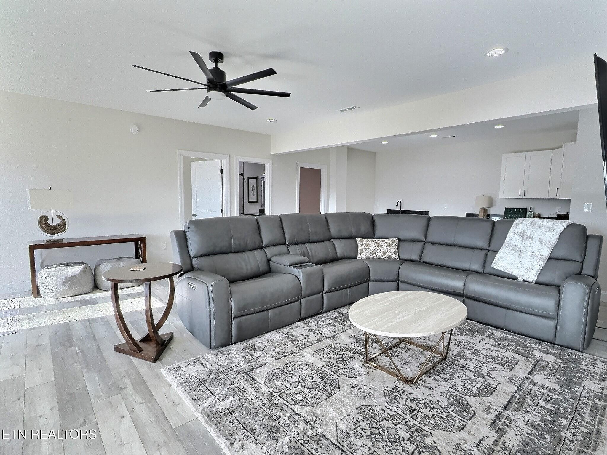 163 Lakeshore Bay Road Jefferson City, TN 37760 - Photo 19 of 59 C2