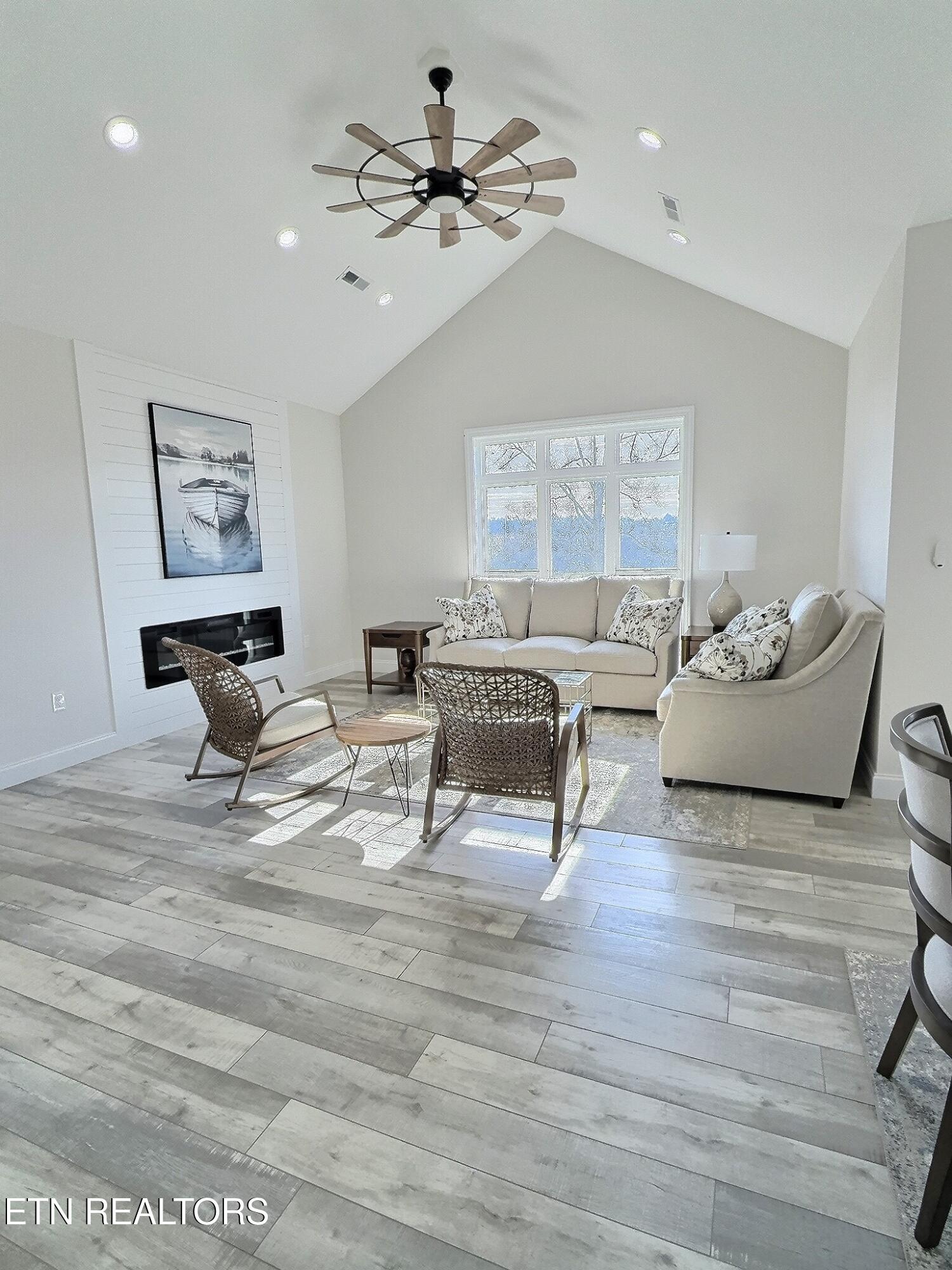 163 Lakeshore Bay Road Jefferson City, TN 37760 - Photo 5 of 59 A5