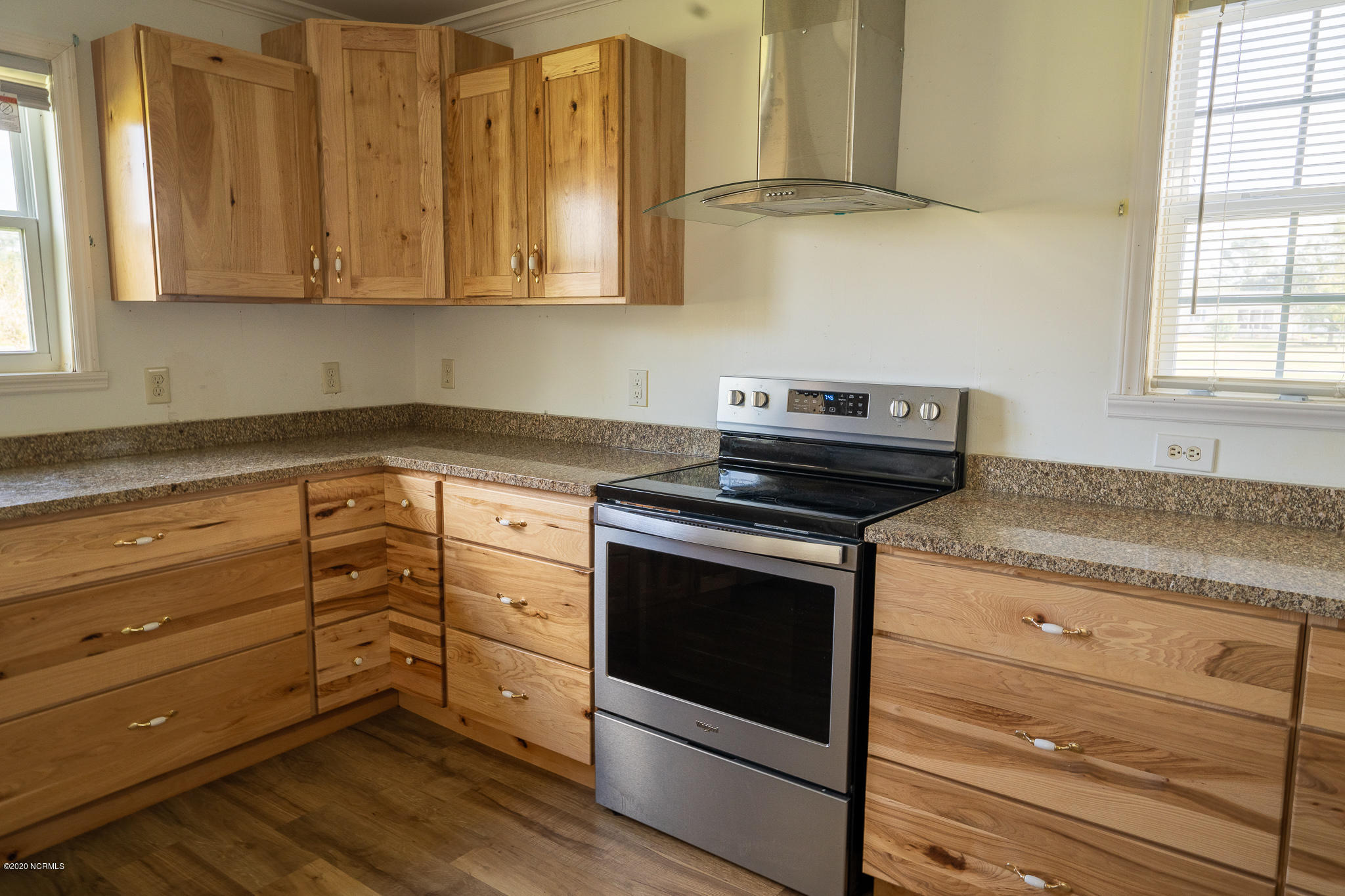 415 Swansboro Loop Road Swansboro, NC 28584 - Photo 4 of 21 DSC01896-HDR