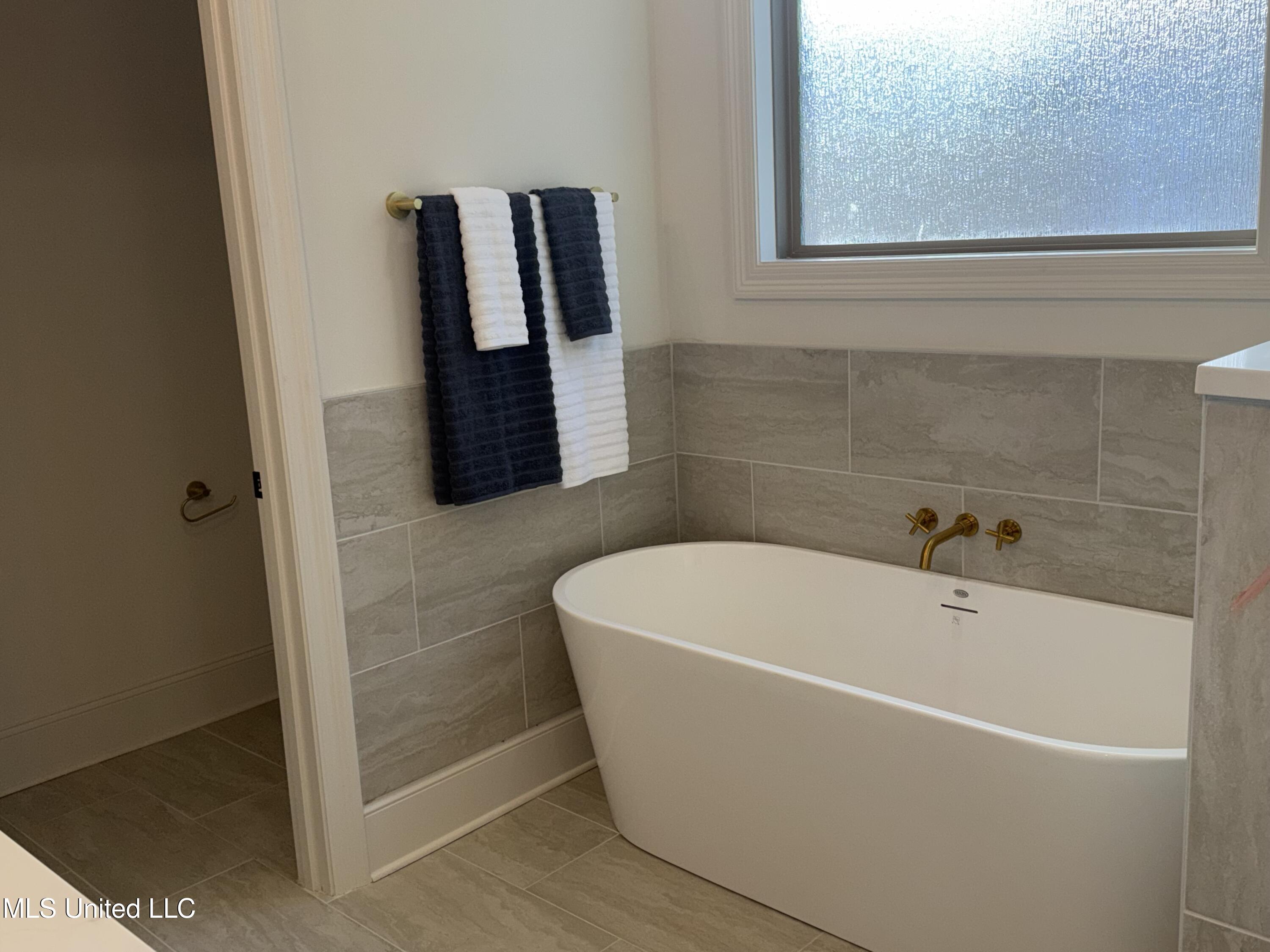 181 Bronson Bend Flowood, MS 39232 - Photo 12 of 16 IMG_7804