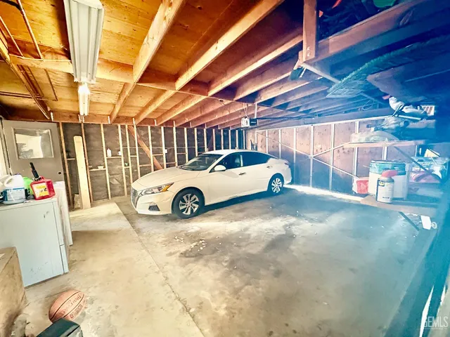 a car parked in a parking garage