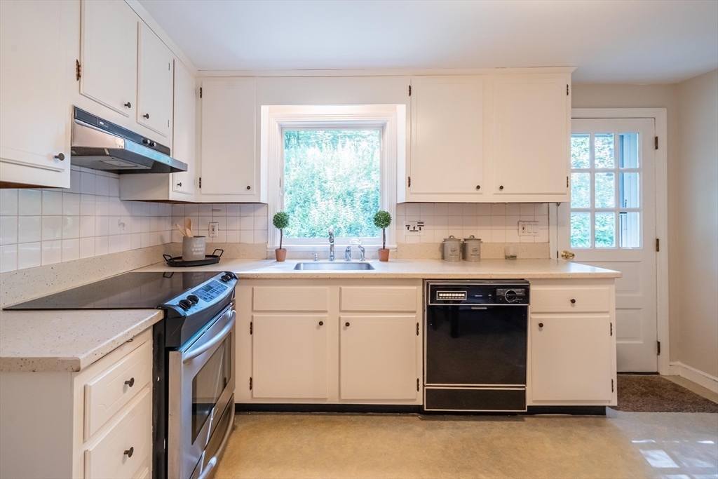 60 Allen Street Lexington, MA 02421 - Photo 18 of 42 Gallery Image 18