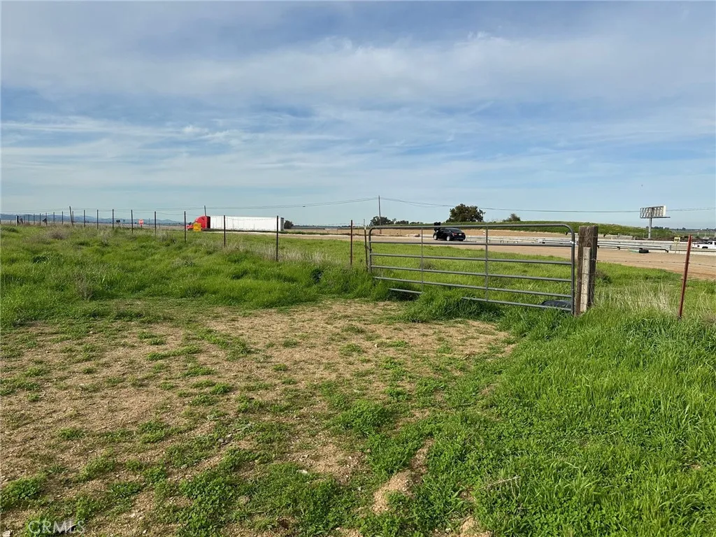 1 Billy Wright Road Los Banos, CA 93635 - Photo 6 of 23