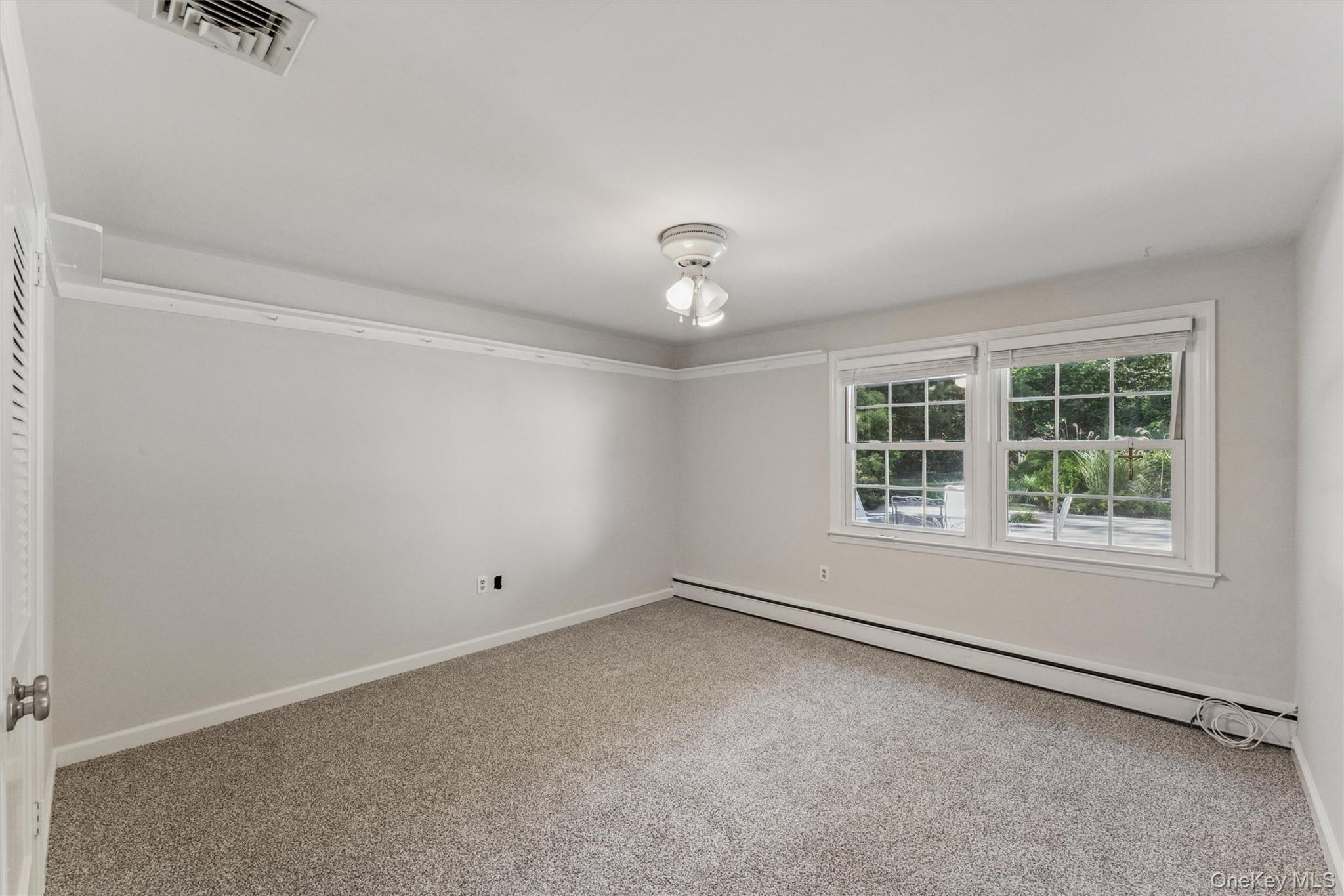 29 Squiretown Road, Unit D Hampton Bays, NY 11946 - Photo 12 of 16