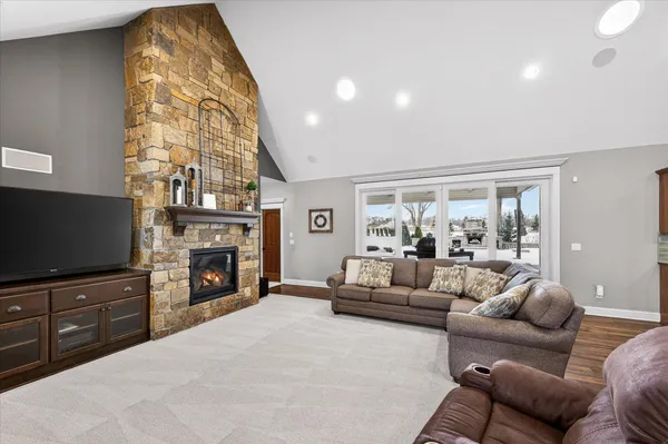 $2,195,000 | 23915 Territorial Road, Rogers, MN 55374