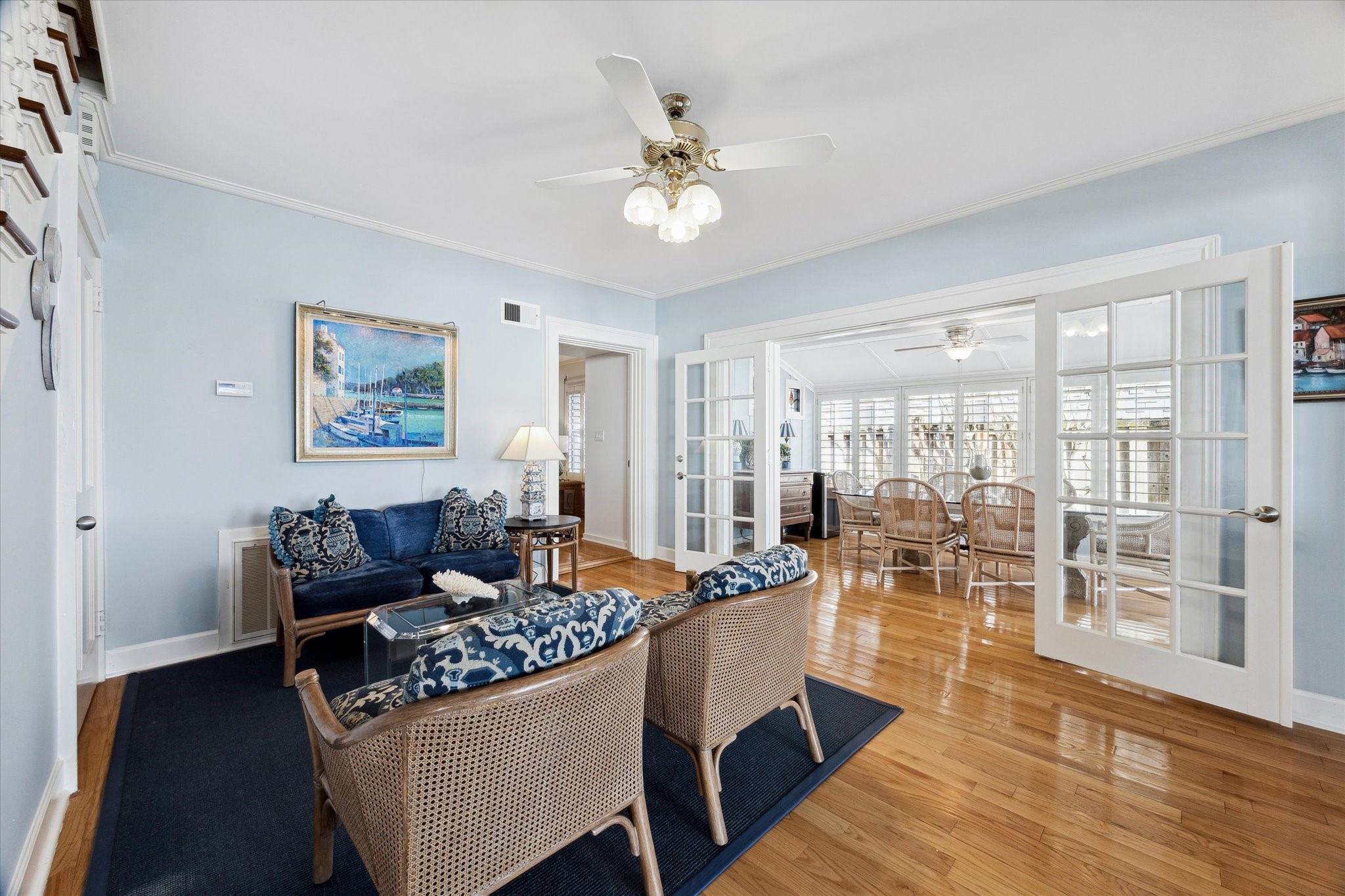 232 Garfield Street La Porte, TX 77571 - Photo 14 of 35 a living room with furniture and a large window