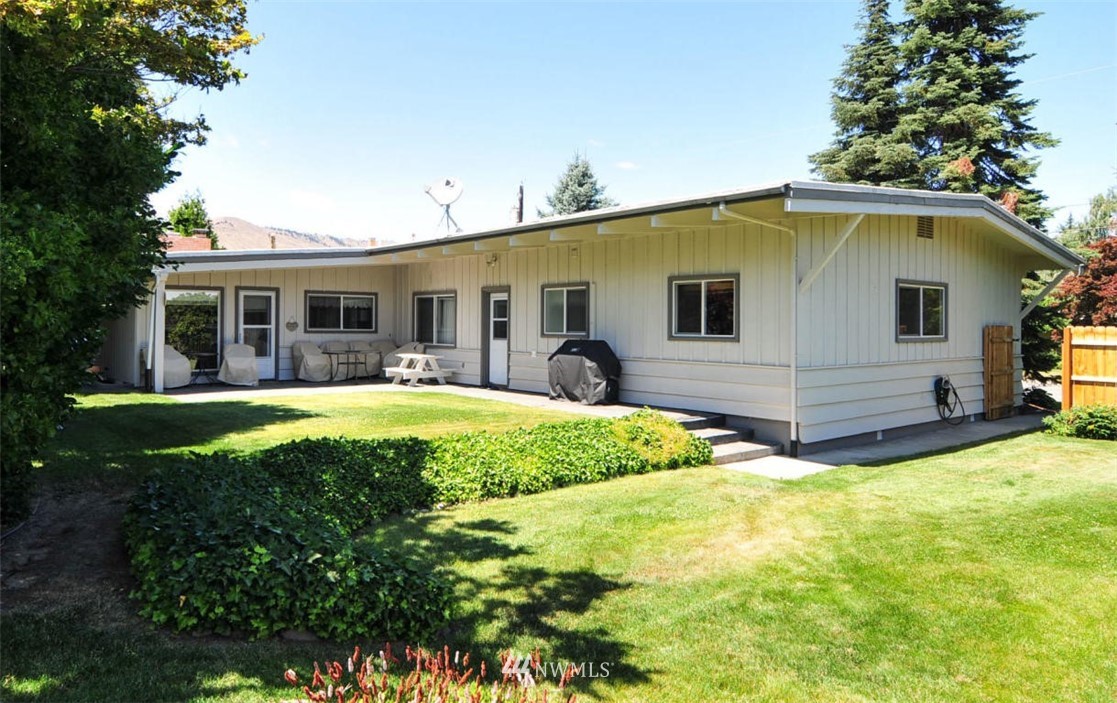 1219 First Street Wenatchee, WA 98801 - Photo 20 of 25