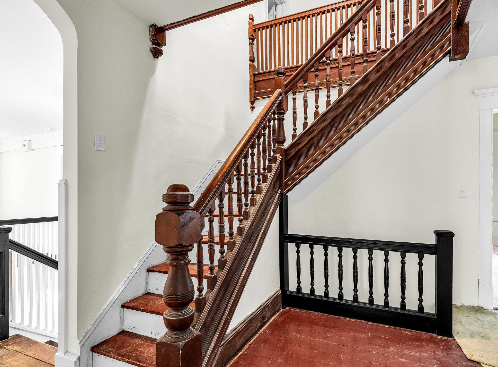 709 Church Street Cambridge, MD 21613 - Photo 27 of 36 a view of entryway