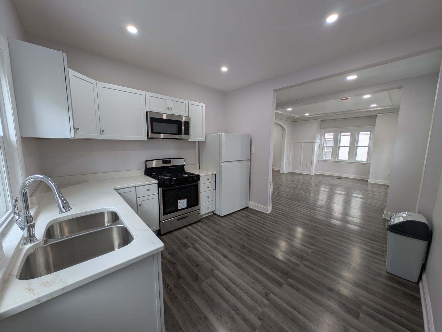 231 South Chicago Avenue Kankakee, IL 60901 - Photo 5 of 31
