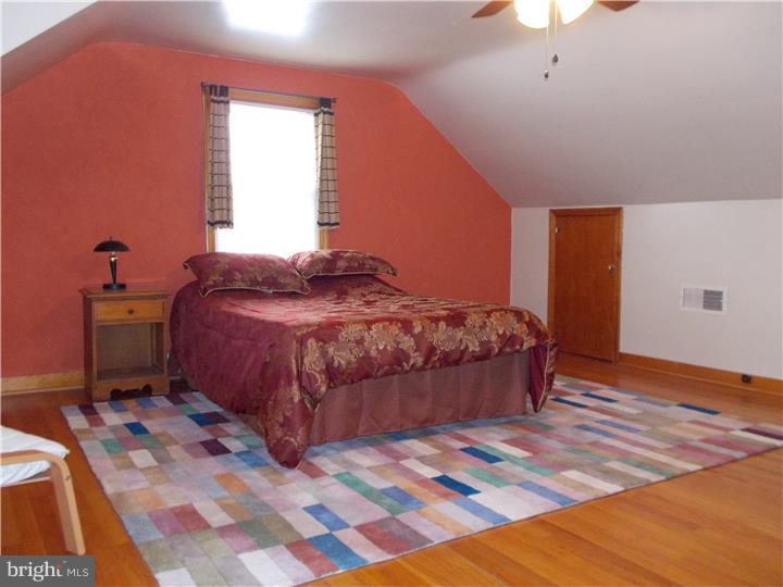 3124 Grandview Boulevard Sinking Spring, PA 19608 - Photo 12 of 25