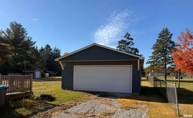 $114,900 | 120 Lakewood Avenue, East Peoria, IL 61611