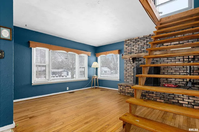 $114,900 | 120 Lakewood Avenue, East Peoria, IL 61611