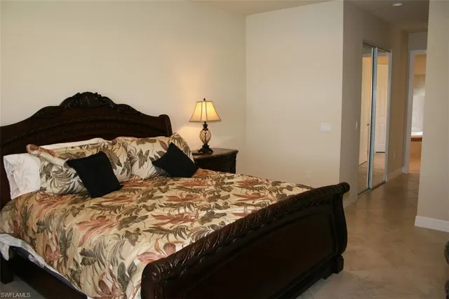 $950,000 | 3296 Pacific Drive, Naples, FL 34119