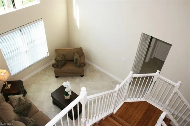 $950,000 | 3296 Pacific Drive, Naples, FL 34119