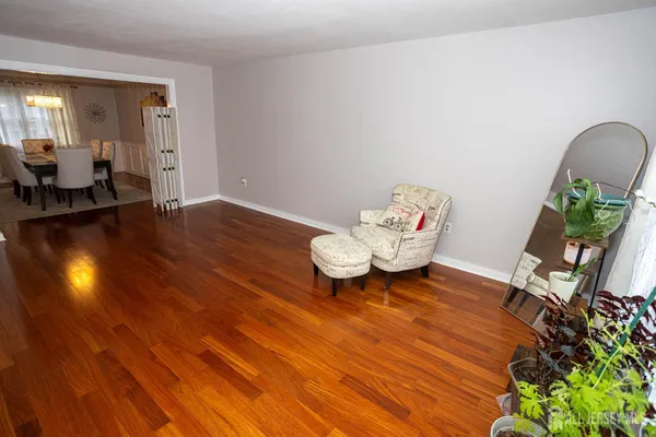 $799,000 | 31 Scarlet Drive, Parlin, NJ 08859