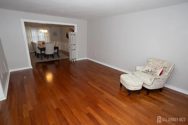 $799,000 | 31 Scarlet Drive, Parlin, NJ 08859