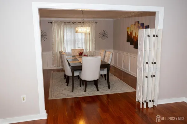 $799,000 | 31 Scarlet Drive, Parlin, NJ 08859