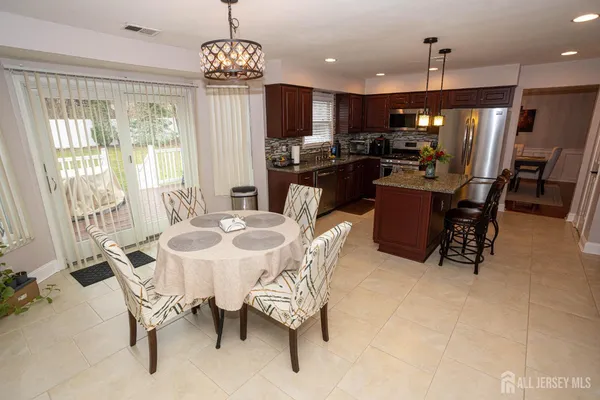 $799,000 | 31 Scarlet Drive, Parlin, NJ 08859