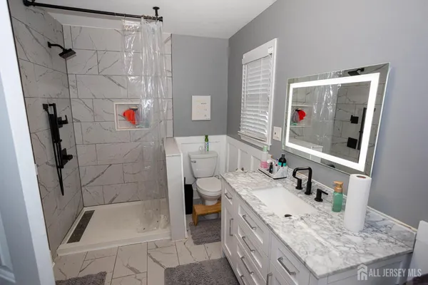 $799,000 | 31 Scarlet Drive, Parlin, NJ 08859