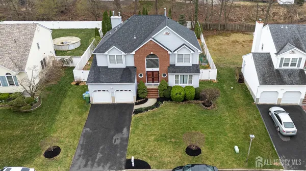 $799,000 | 31 Scarlet Drive, Parlin, NJ 08859