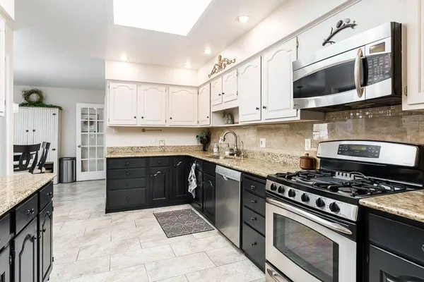 $309,900 | 5409 Winding Creek Drive, Rockford, IL 61114