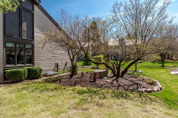 $309,900 | 5409 Winding Creek Drive, Rockford, IL 61114