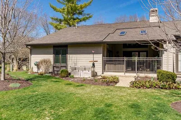 $309,900 | 5409 Winding Creek Drive, Rockford, IL 61114