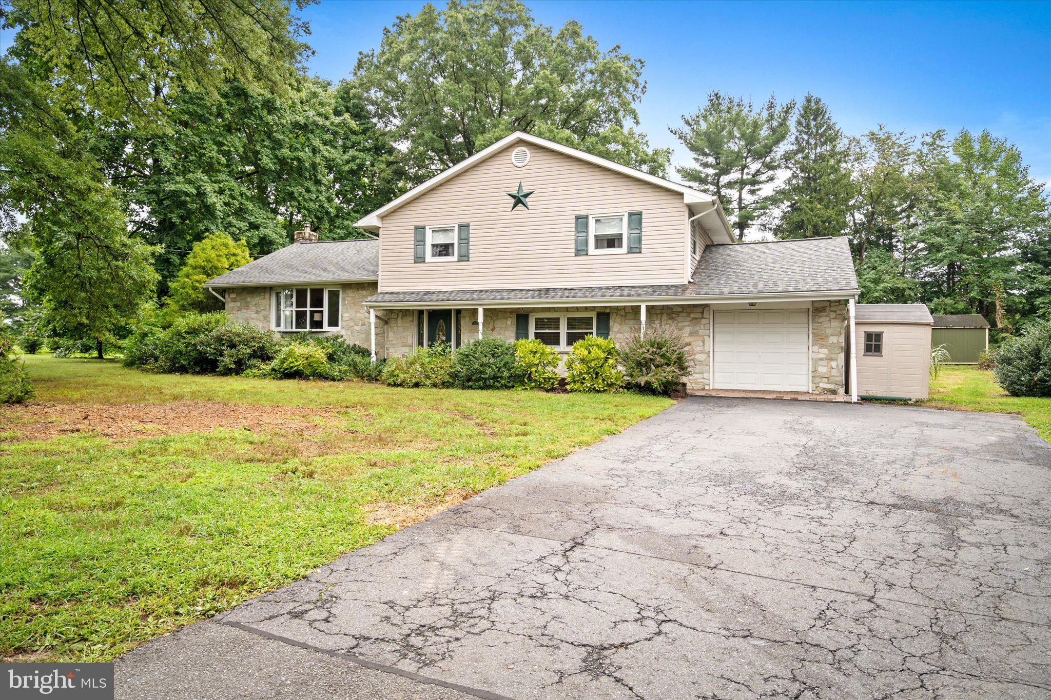 90 Richardson Road Robbinsville, NJ 08691 - Photo 3 of 47 Gallery Image 3