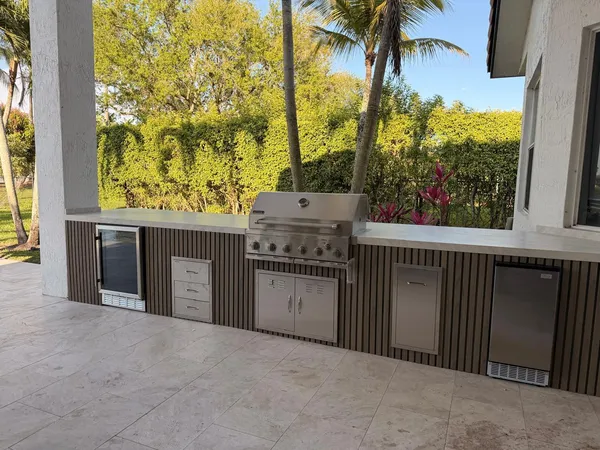 $2,200,000 | 13185 Southwest 44th Street, Davie, FL 33330